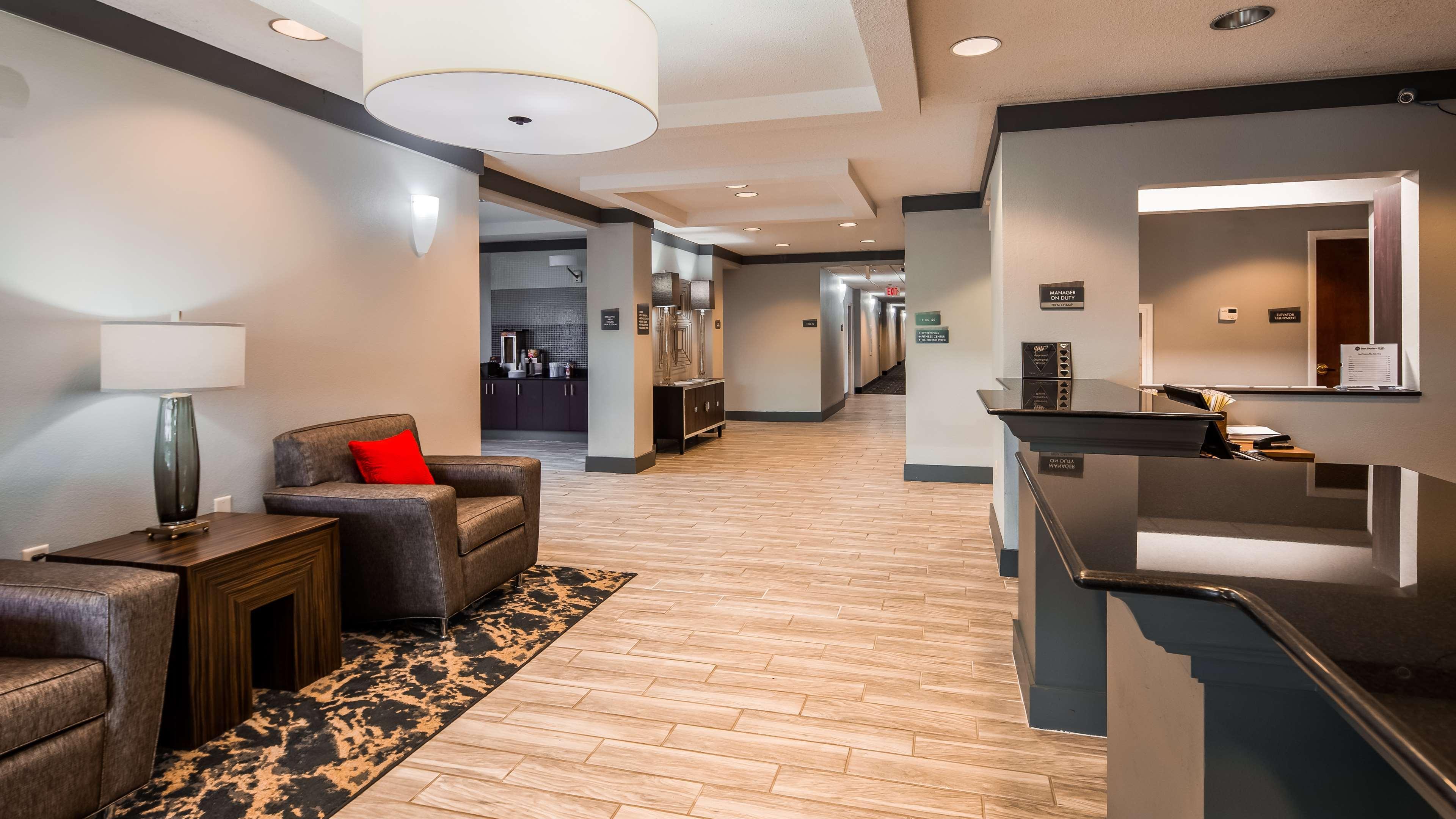 Best Western Plus Philadelphia-Choctaw Hotel And Suites Exteriör bild
