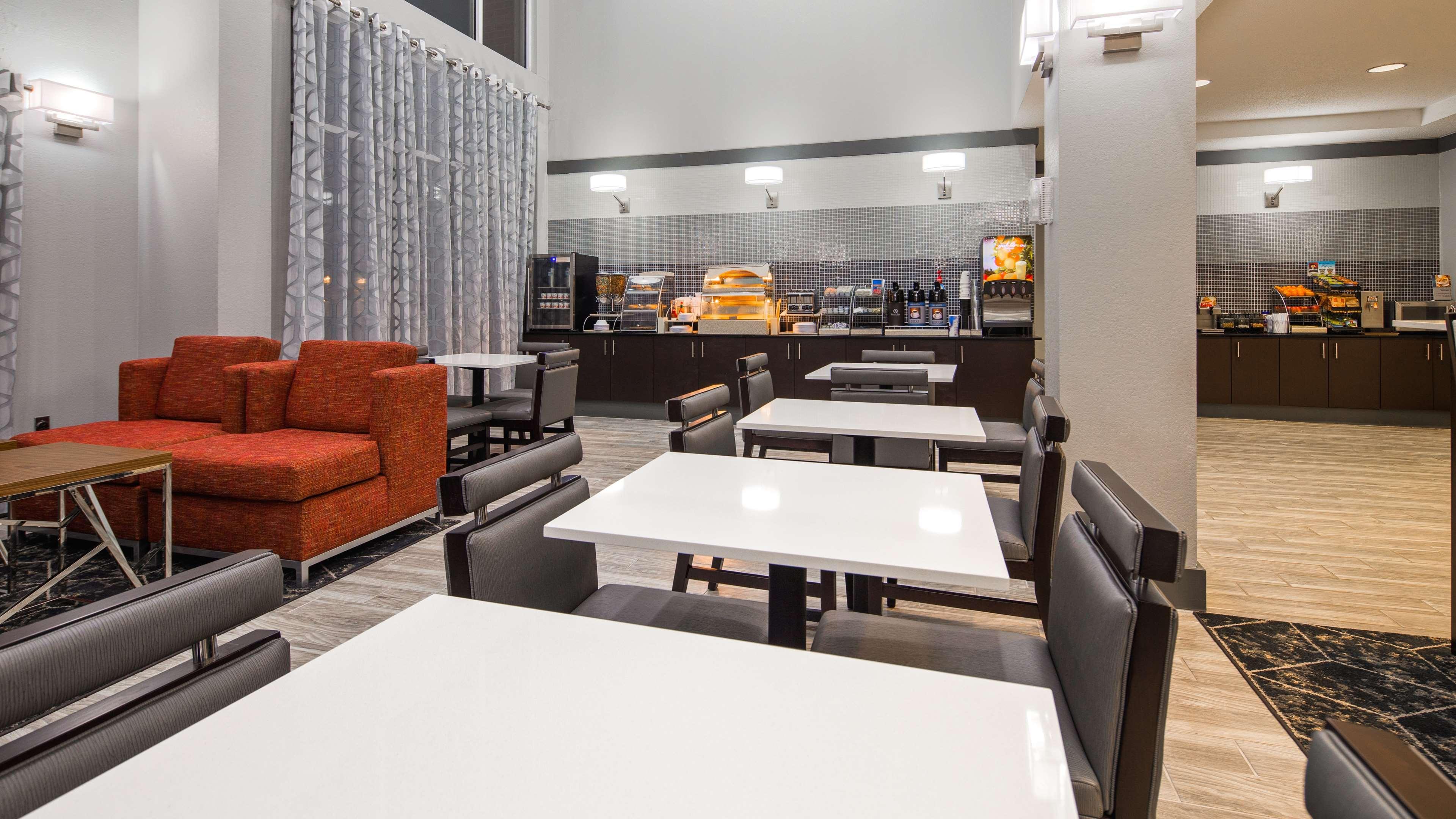 Best Western Plus Philadelphia-Choctaw Hotel And Suites Exteriör bild